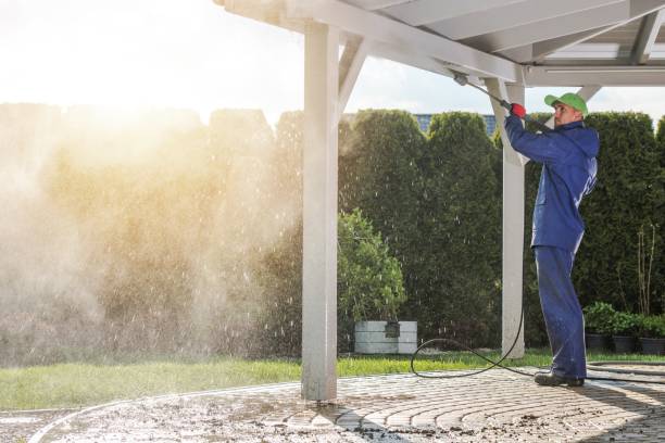 Spring Cleaning in La Porte City, IA